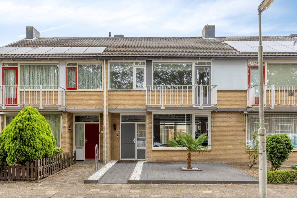 Huis Maaslaan 27 in Bergen op Zoom