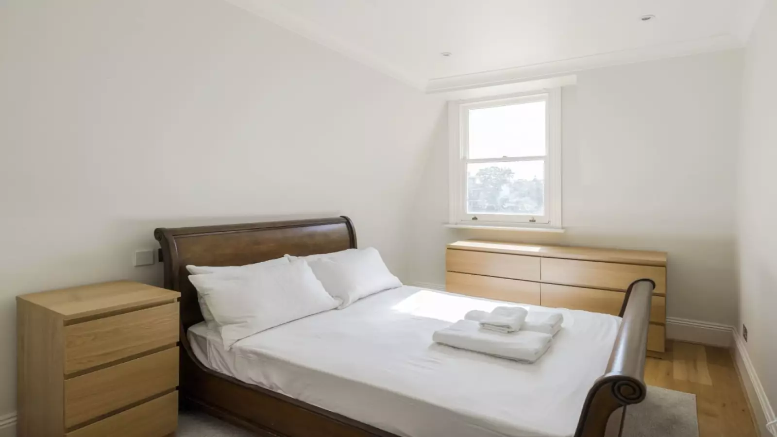 Flat Fulham Road in Greater London