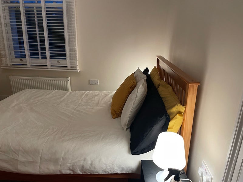 Room Walford Road in Greater London