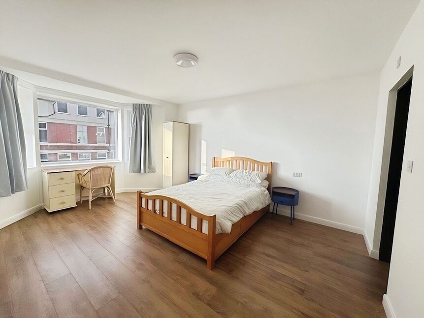 Flat Warley Road in Blackpool