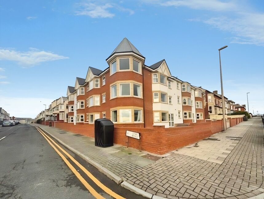 Flat Warley Road in Blackpool