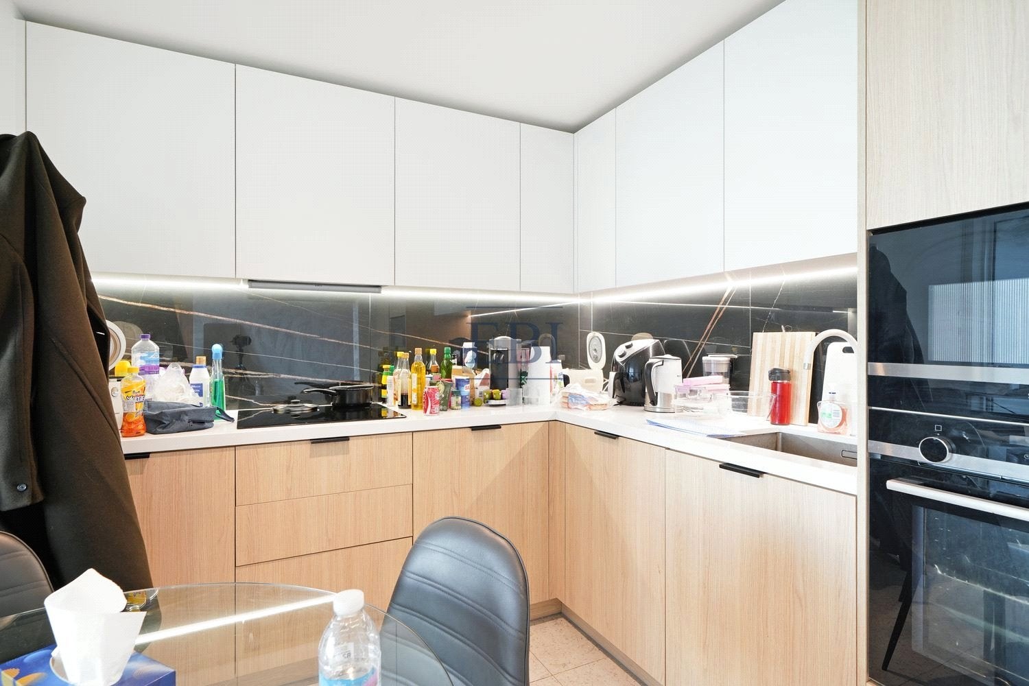 Flat Cendal Crescent in Greater London
