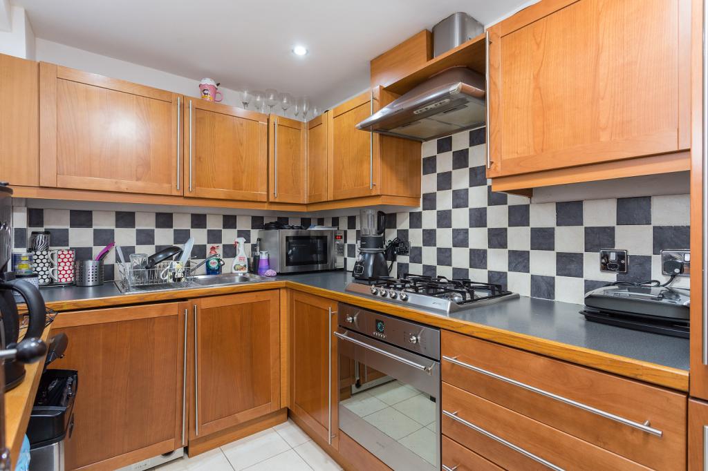 Flat Northdown Street in Greater London