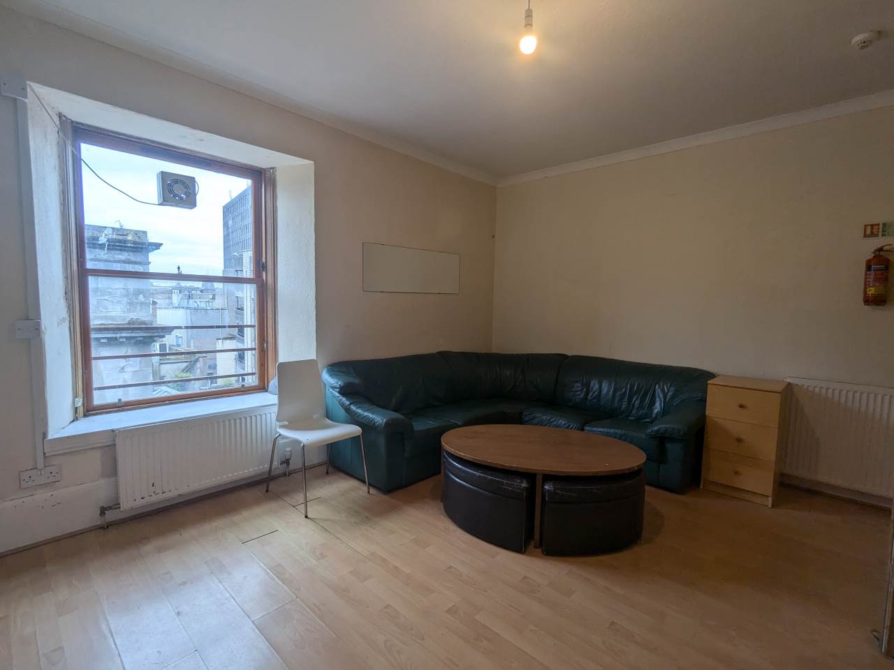 Room Bank Street in Dundee