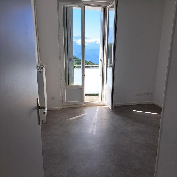 Appartement Route des 3 Villages à Plateau-des-Petites-Roches
