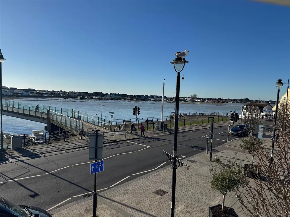 Flat East Street in Adur