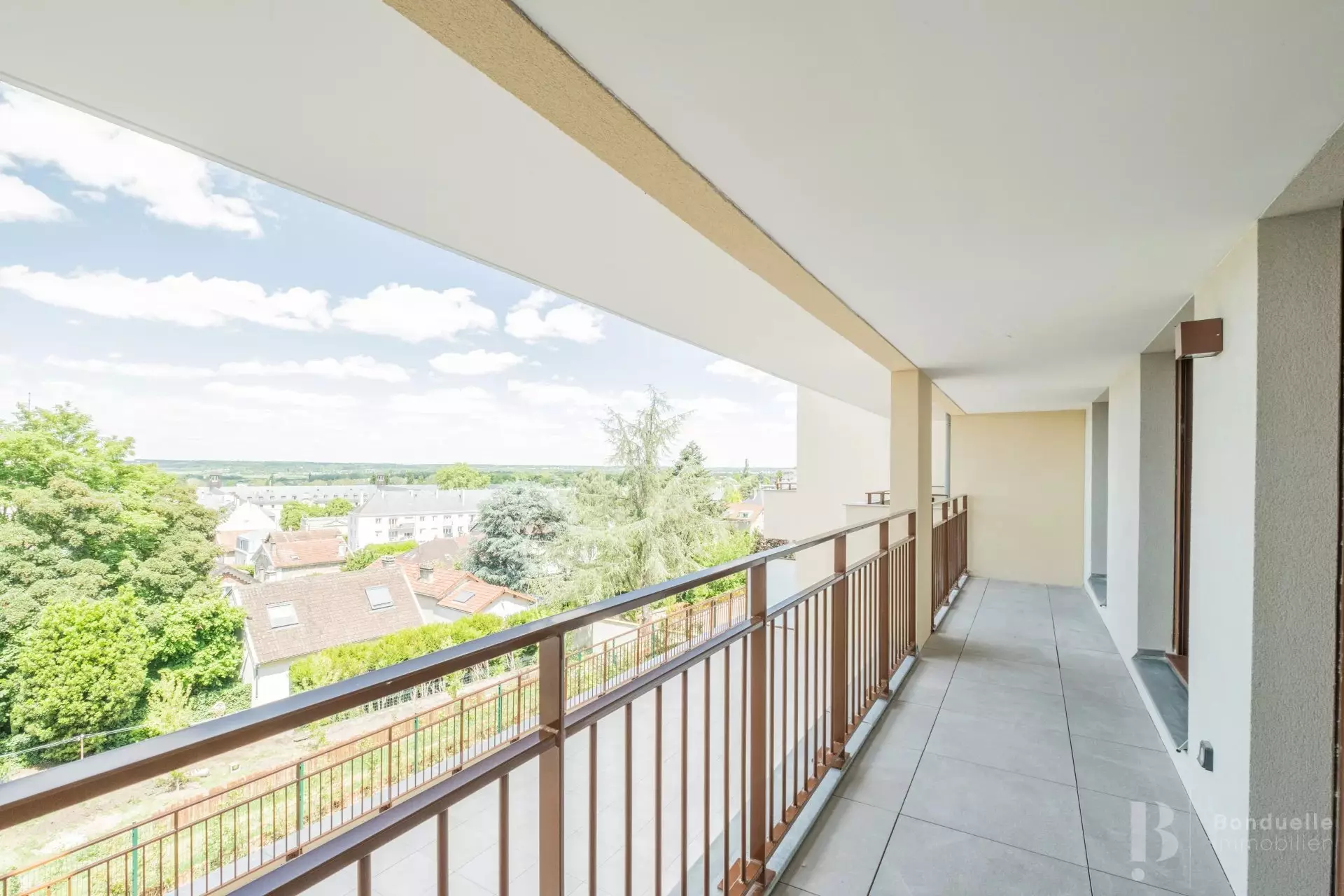 Appartement Avenue Pierre Curie à Saint-Cyr-l'École