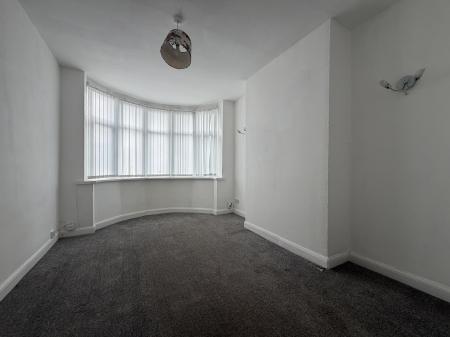 House Kiniths Crescent in Sandwell