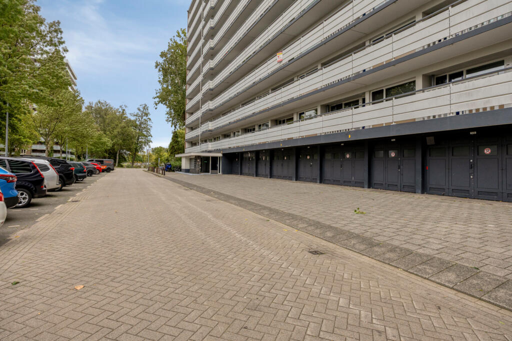 Appartement Burgemeester Van Haarenlaan 1318 in Schiedam