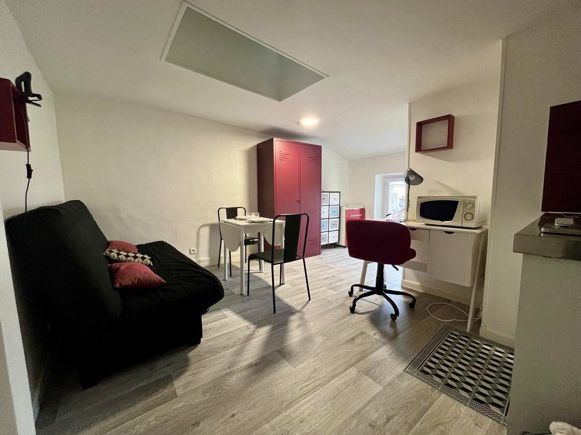 Chambre Rue Saint-Pierre le Puellier à Poitiers