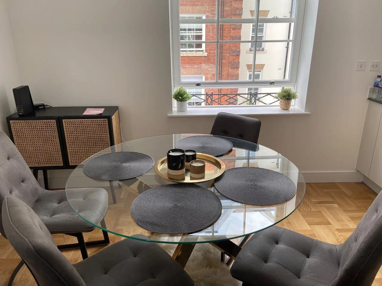 Flat Lisgar Terrace in Greater London