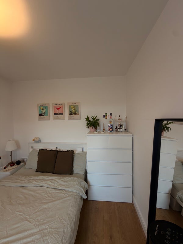 Room Vanbrugh Hill in Greater London