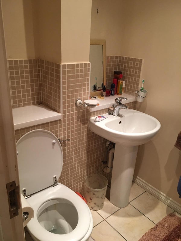 Room Waterside Close in Greater London
