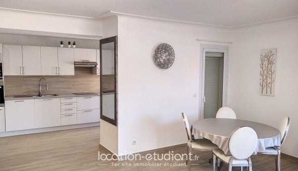 Appartement Rue Bricka à Antibes