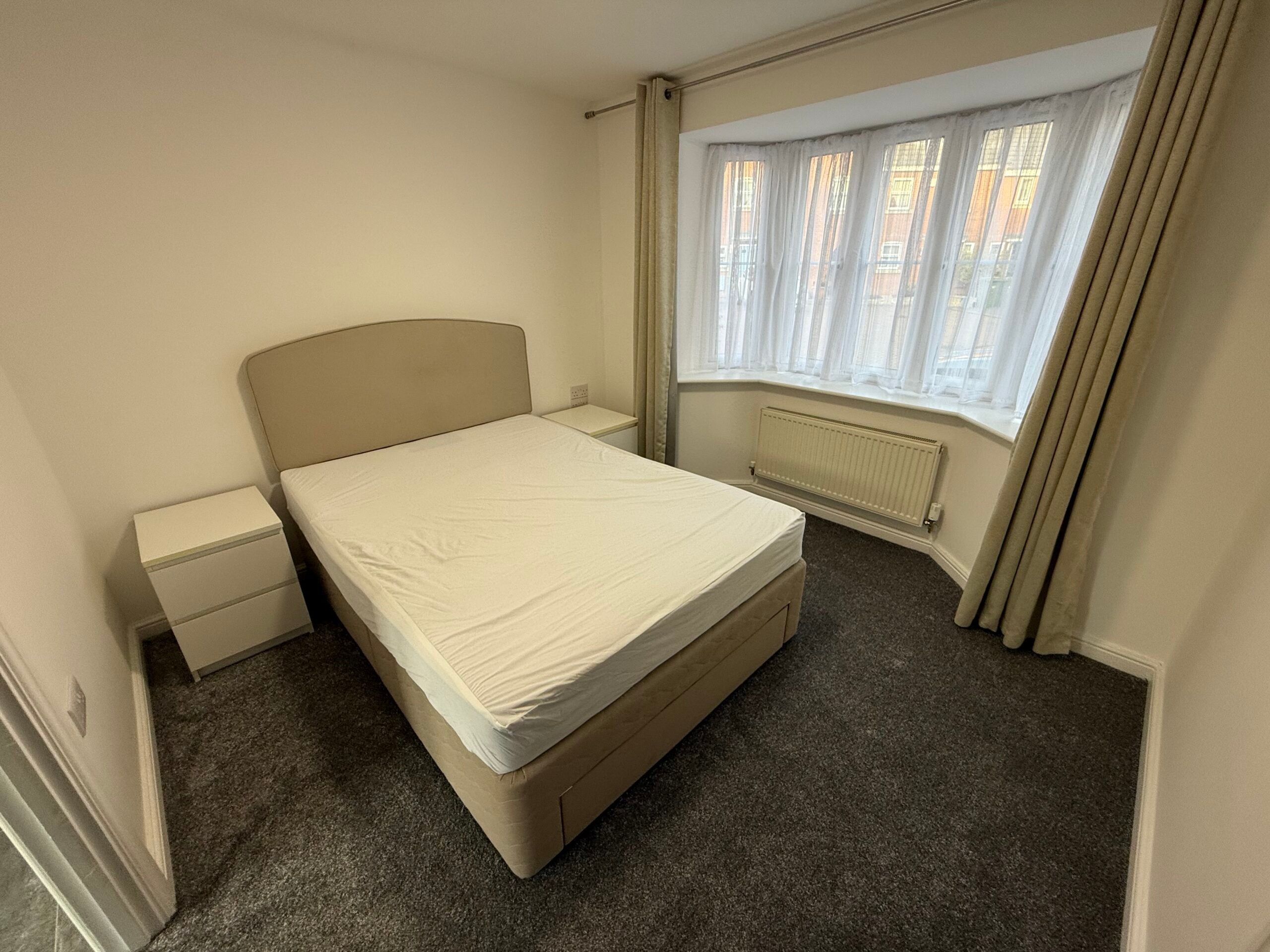 Flat Lyvelly Gardens in Peterborough