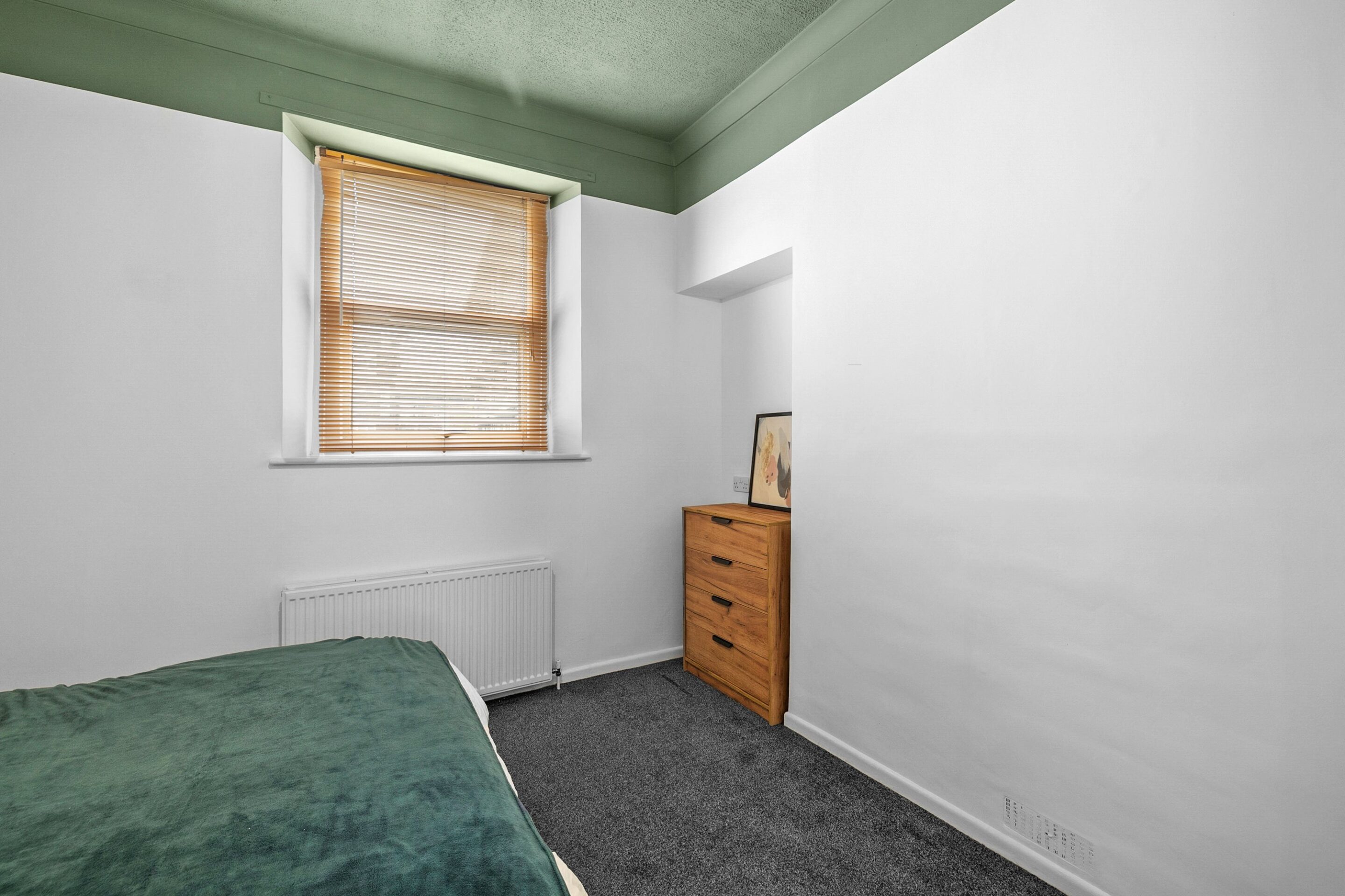 Room Sydney Street in Plymouth