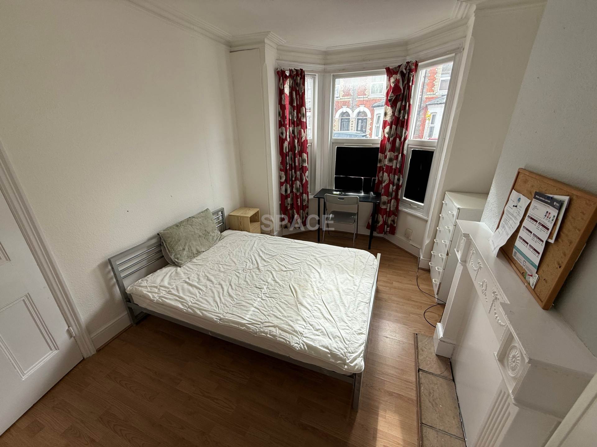 Flat Grange Avenue in Reading