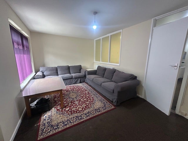 Flat Howden Place in Leeds