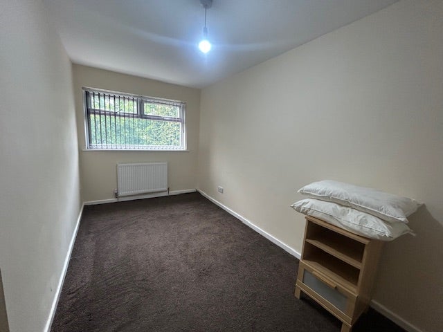 Flat Howden Place in Leeds