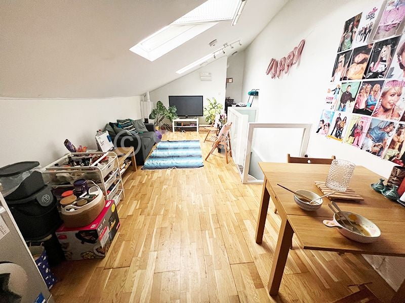 Flat Beresford Road in Greater London