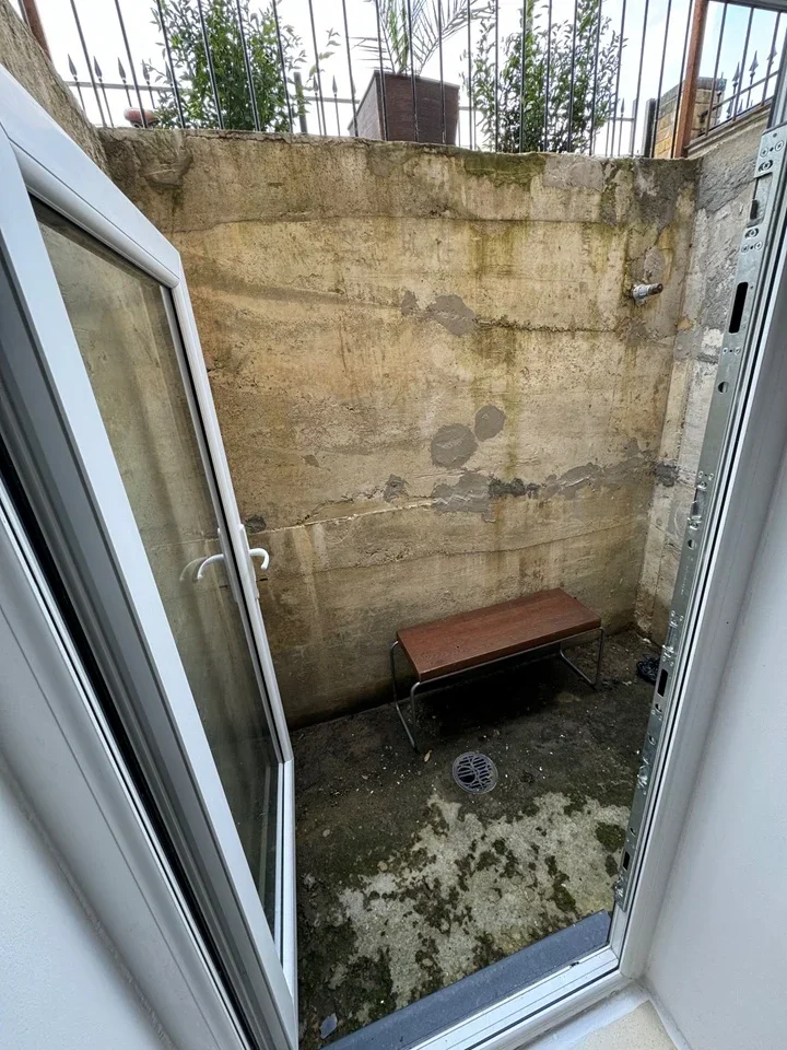 Room Brayards Road in Greater London