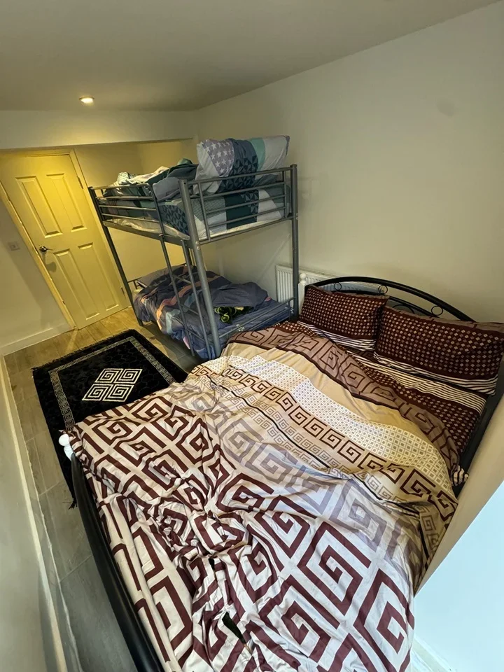 Room Brayards Road in Greater London