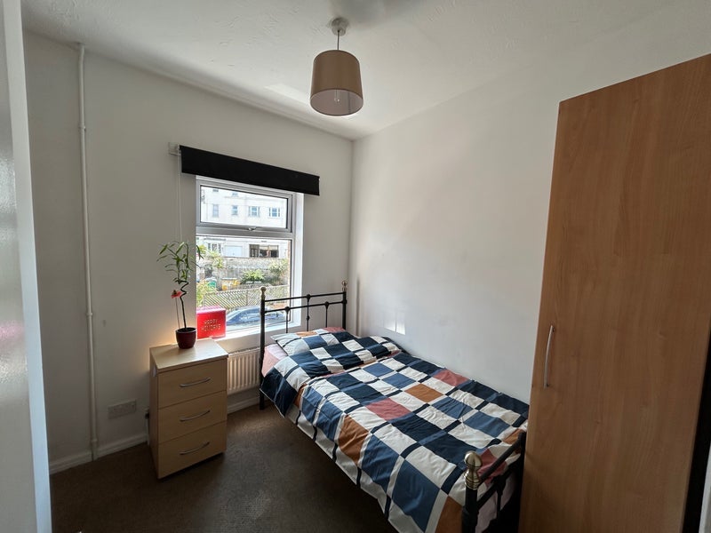 Room Norwich Avenue in Bournemouth