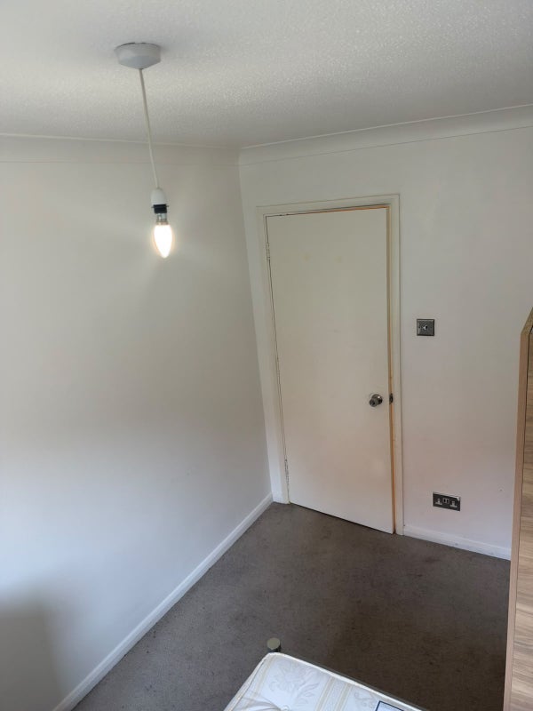 Room Reedham Drive in Greater London