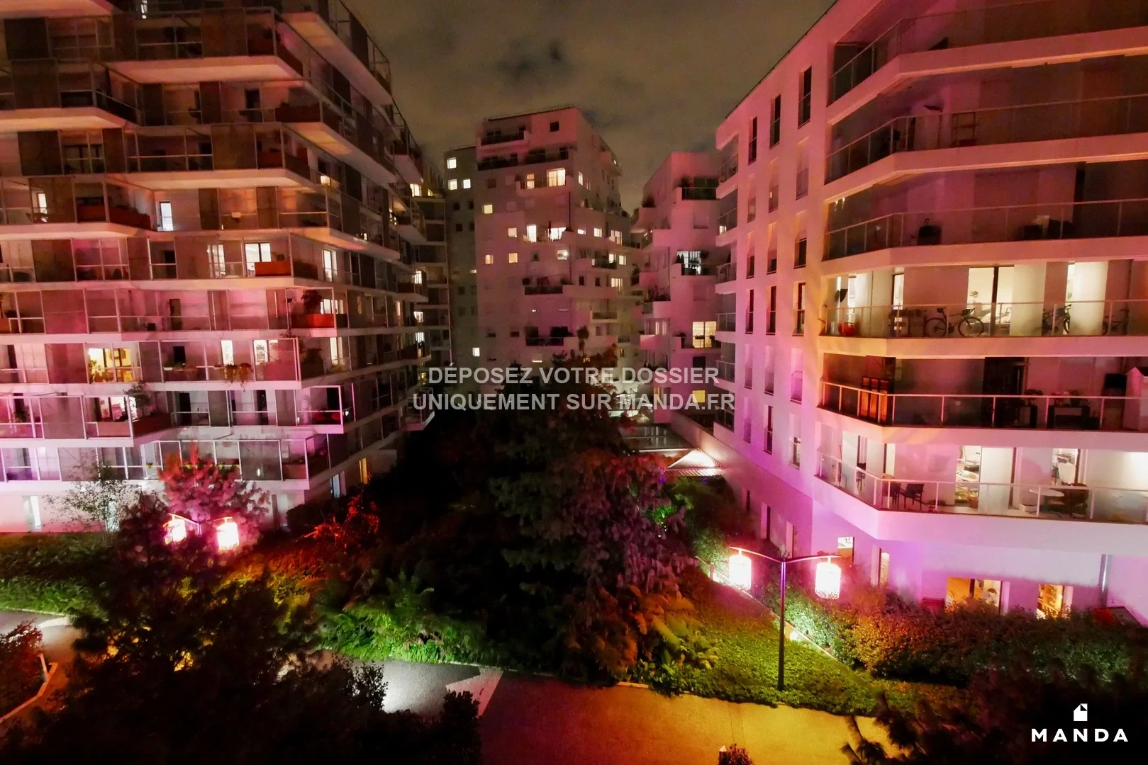 Flat Rue de la Galiote in Issy-les-Moulineaux