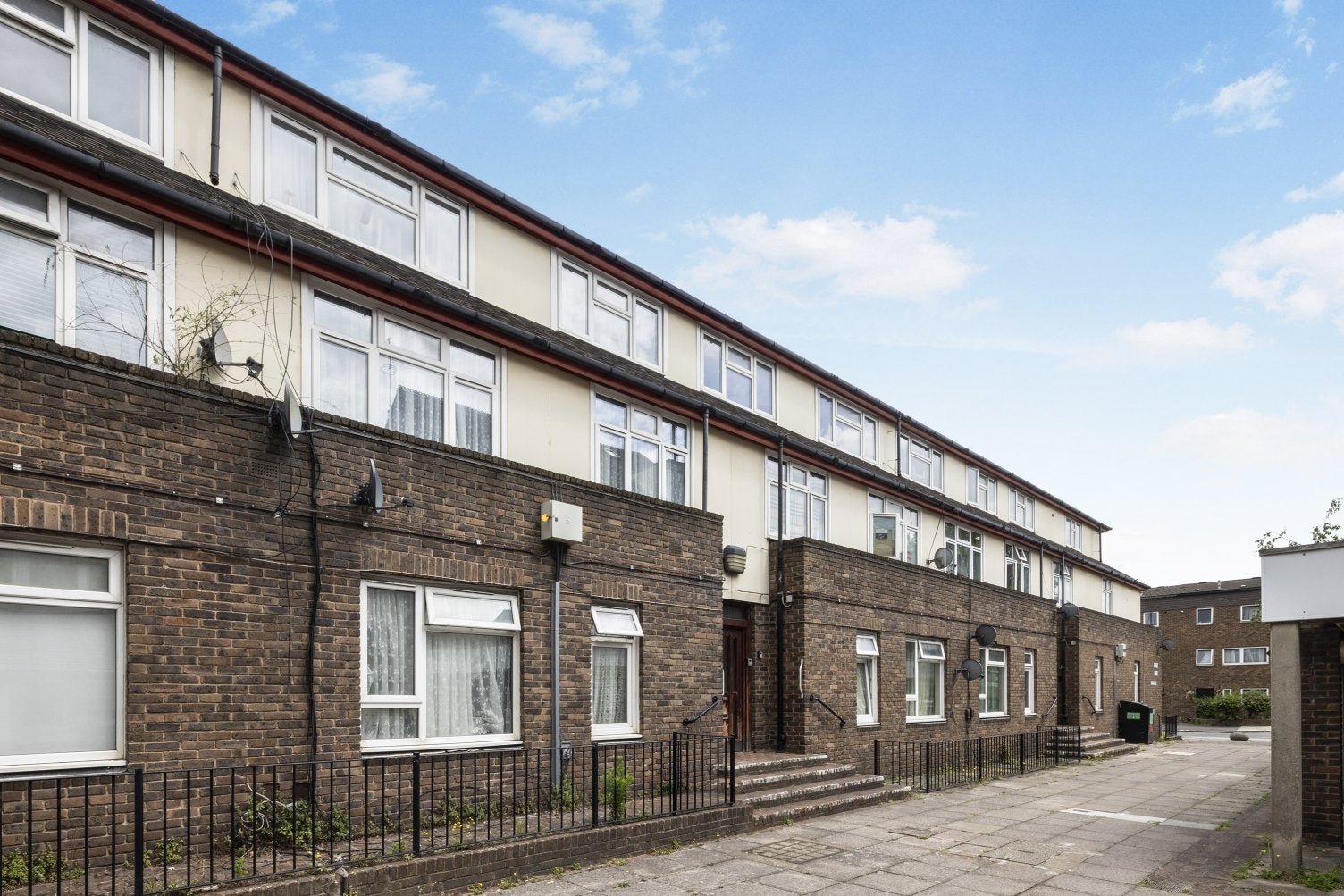 Flat Southwark Park Road in Greater London