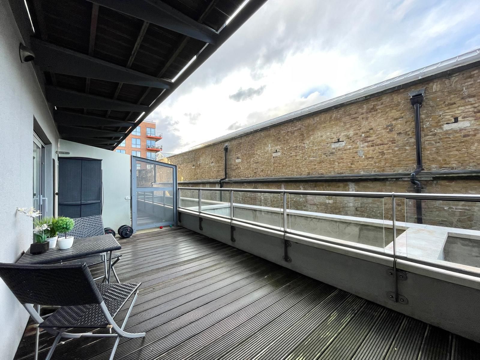 Flat Royal Carriage Mews in Greater London