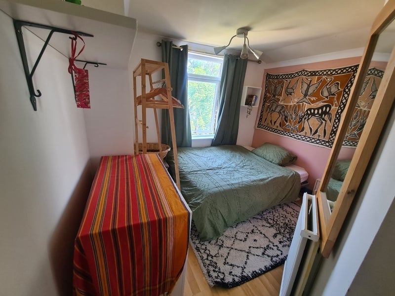 Room Lordship Lane in Greater London