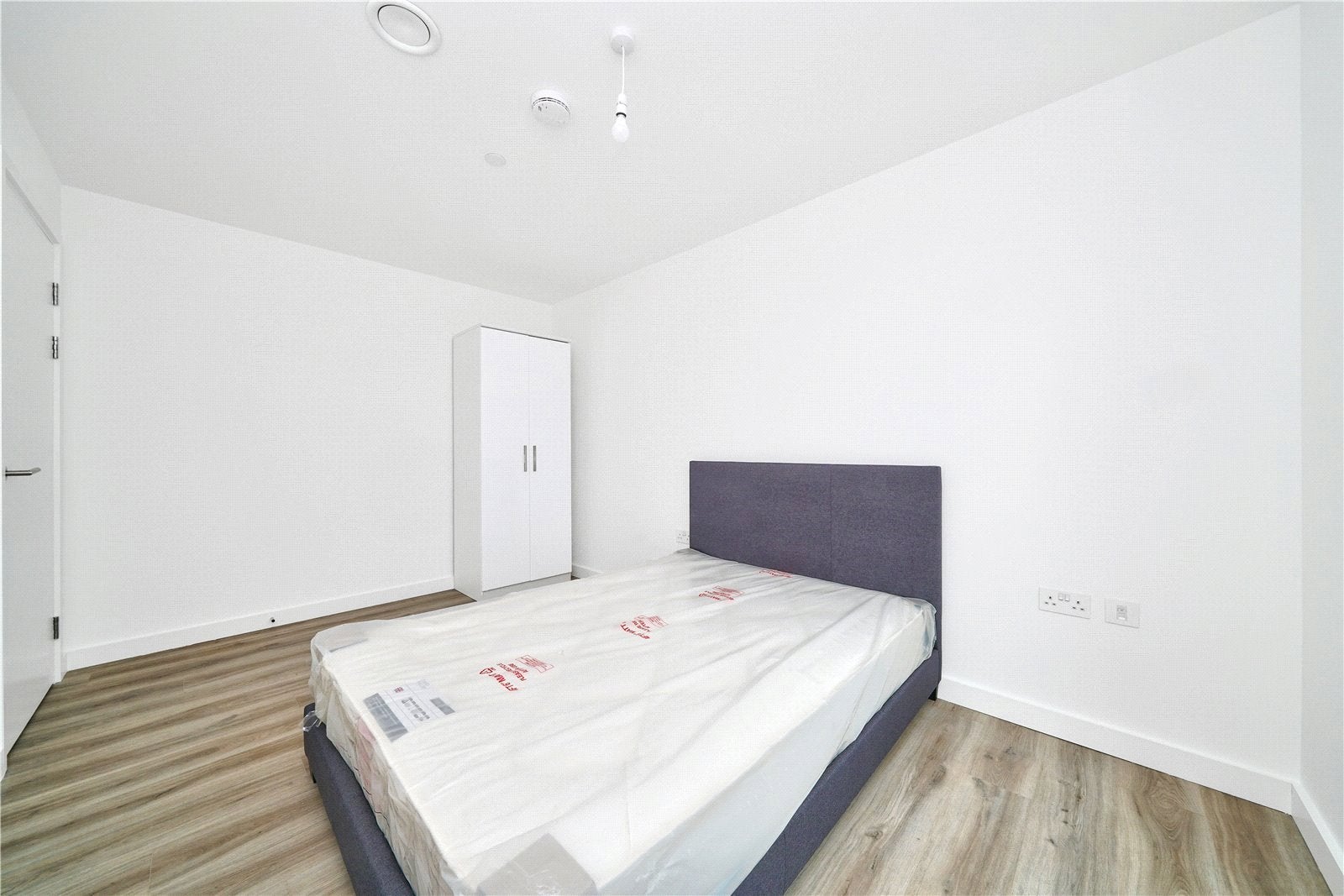 Flat Kimpton Road in Luton