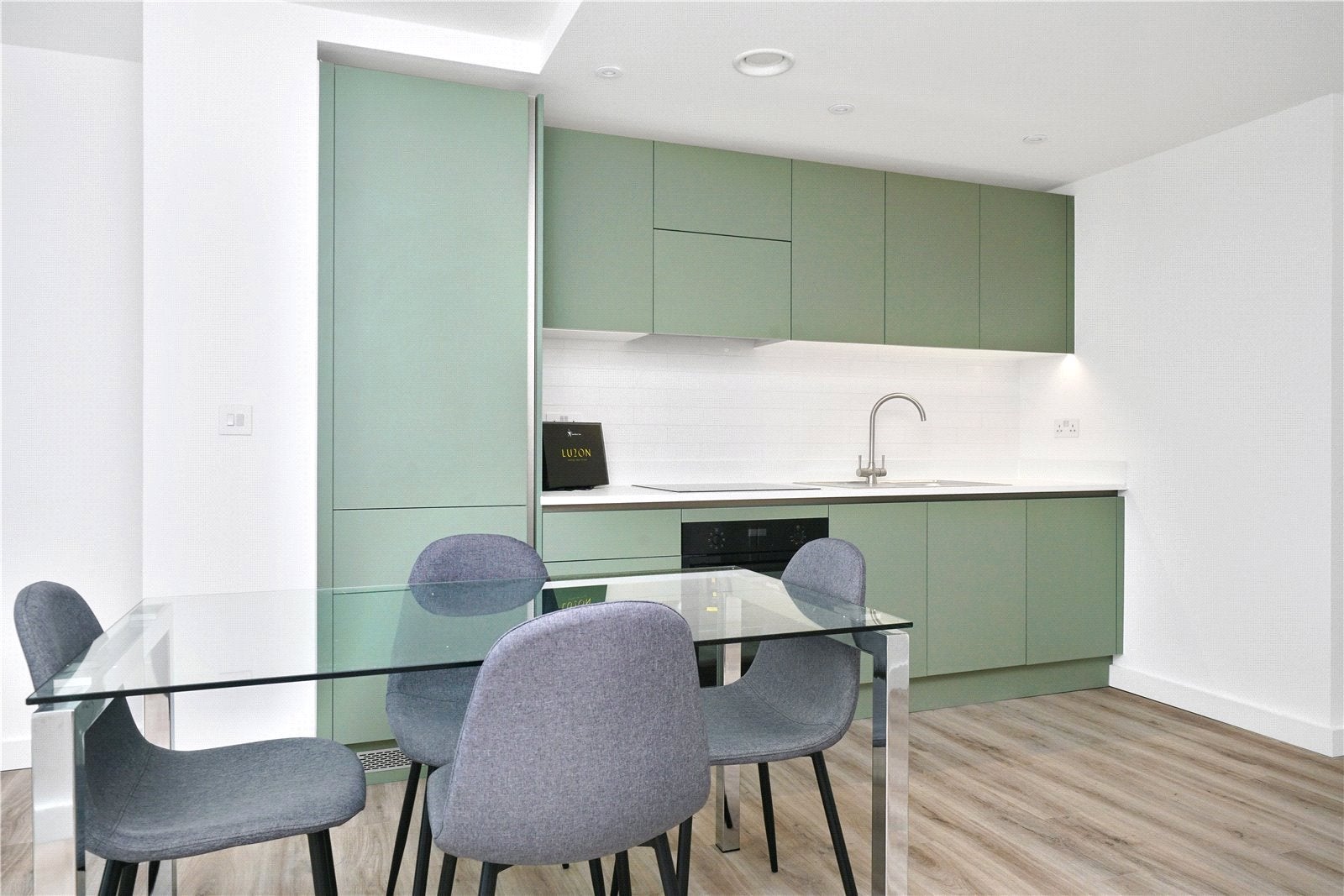 Flat Kimpton Road in Luton