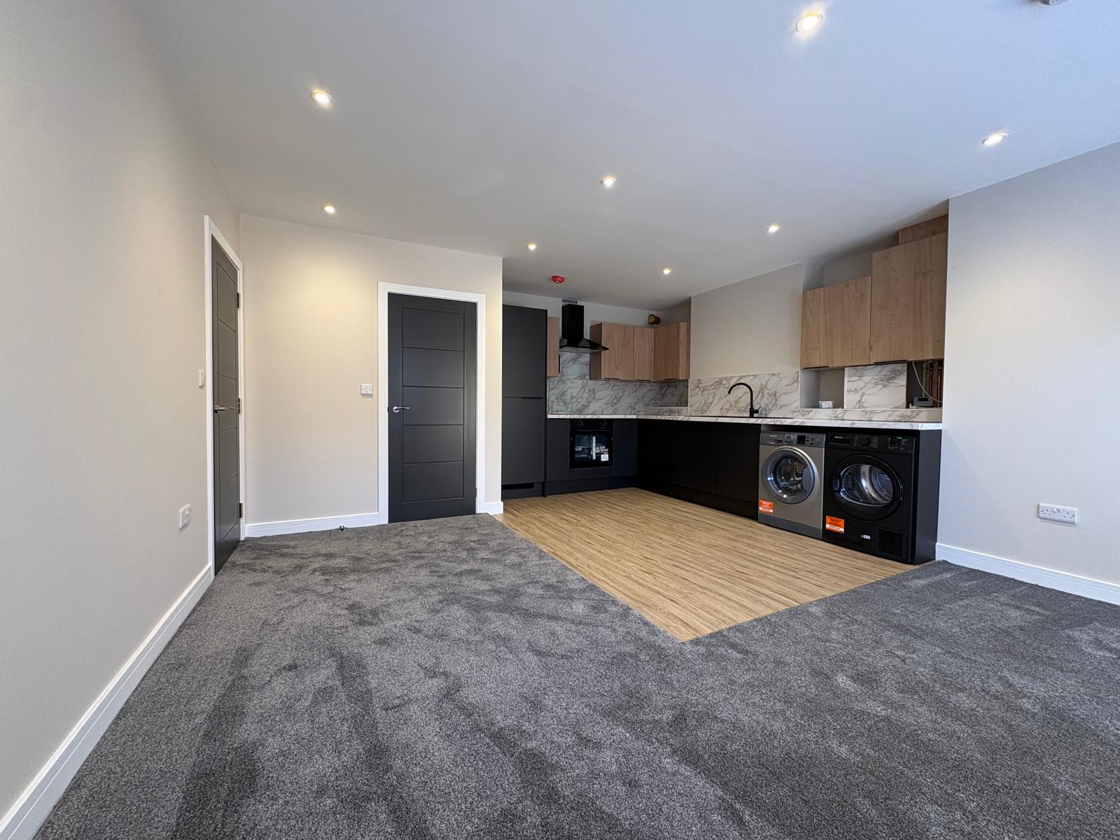 Flat Manor Road in Tameside