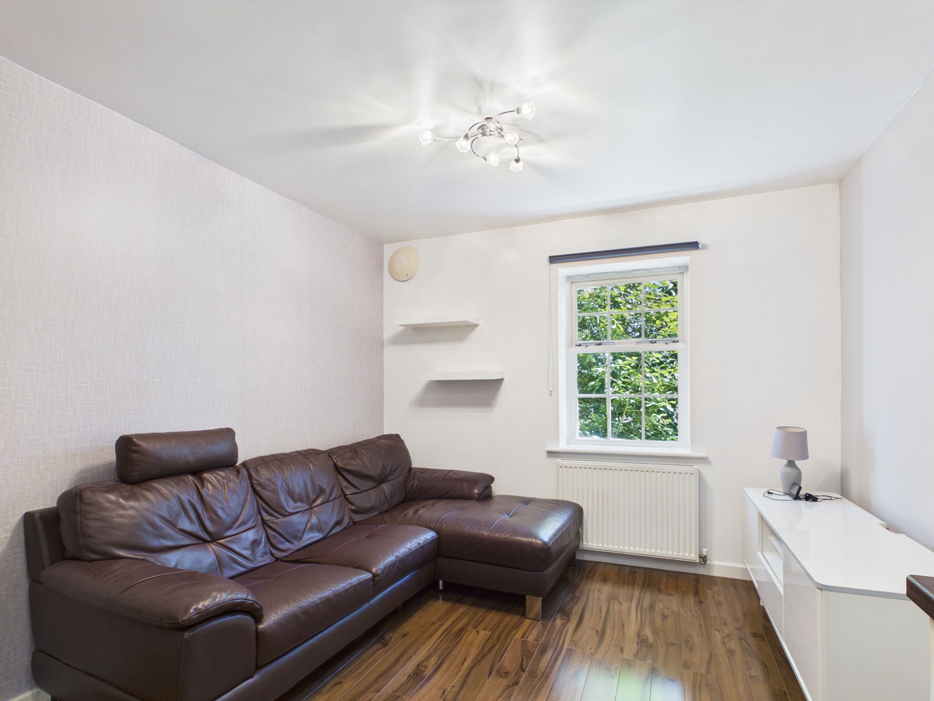 Flat Bath Lane in Mansfield Woodhouse