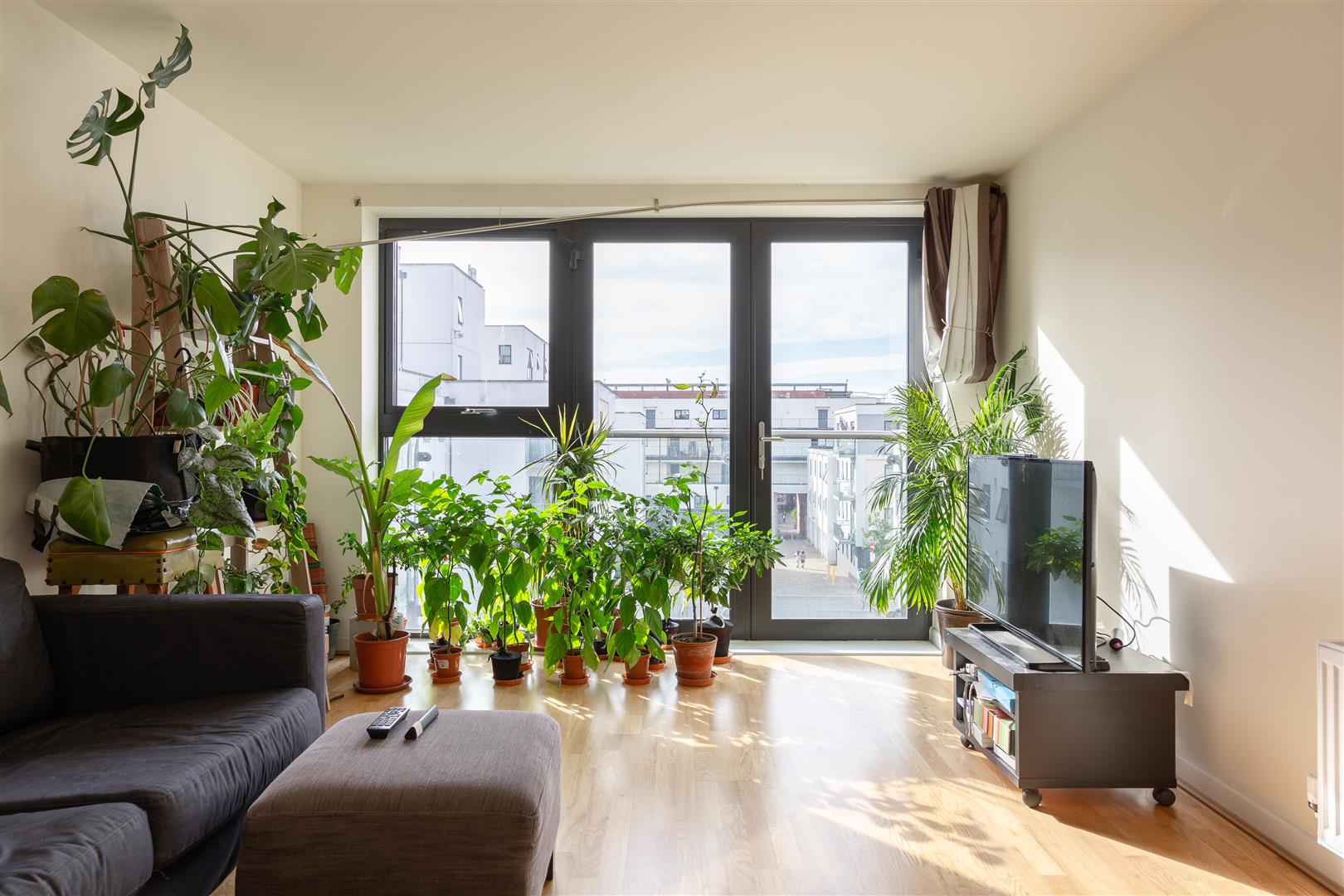 Flat Papermill Place in Greater London