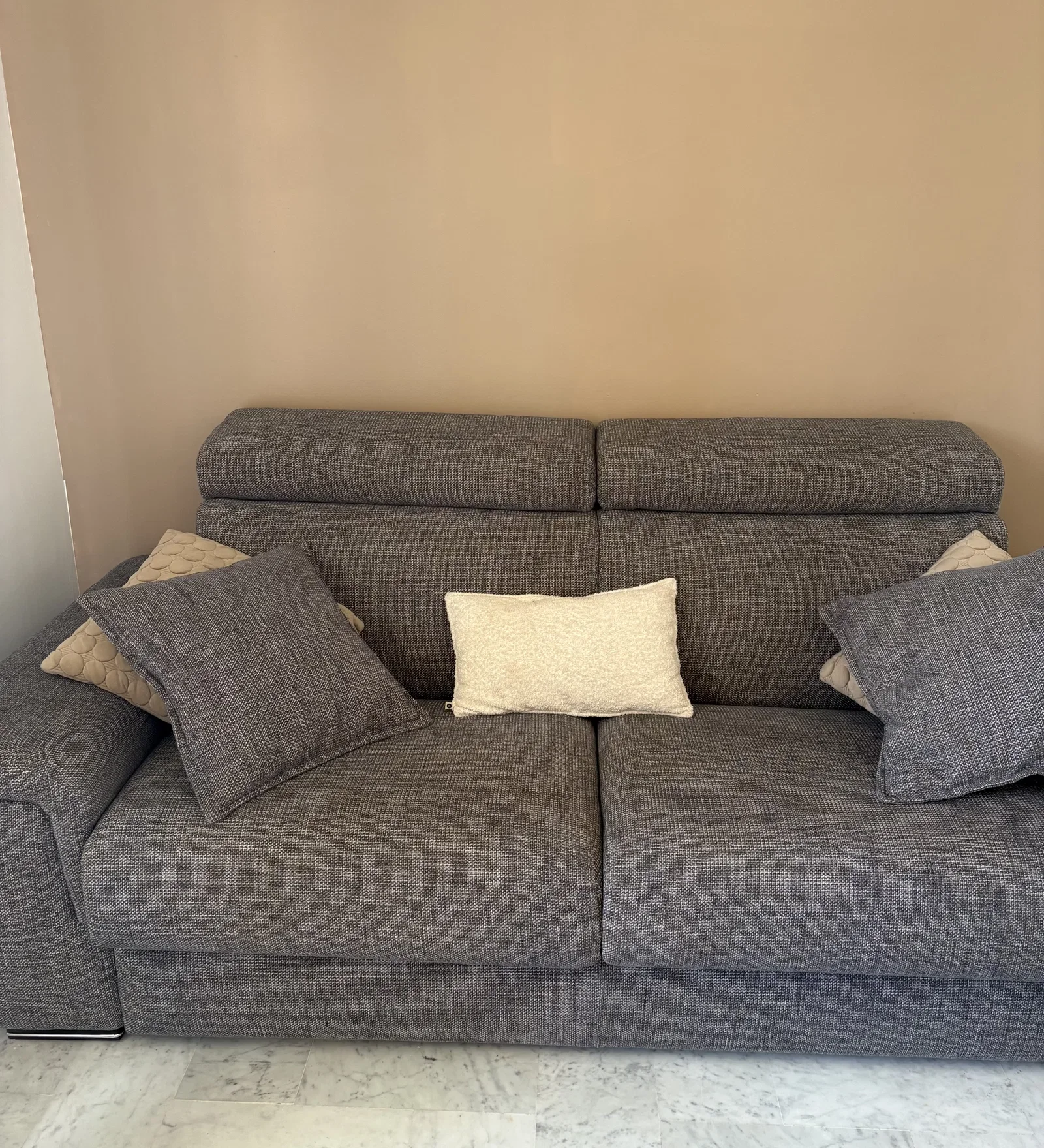 Chambre Rue Ch. Perrault à Cagnes-sur-Mer