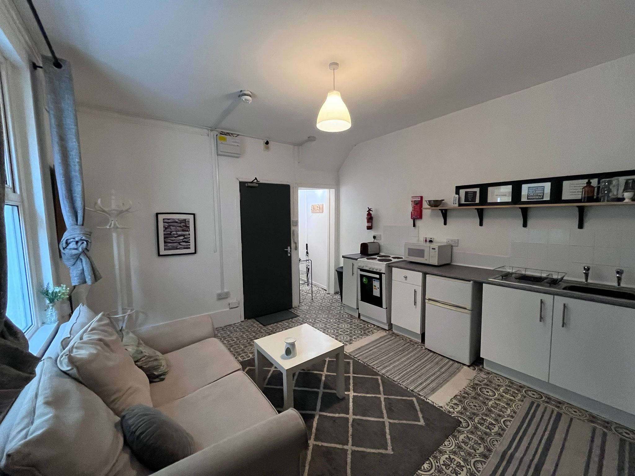 Flat Richmond Terrace in Swansea