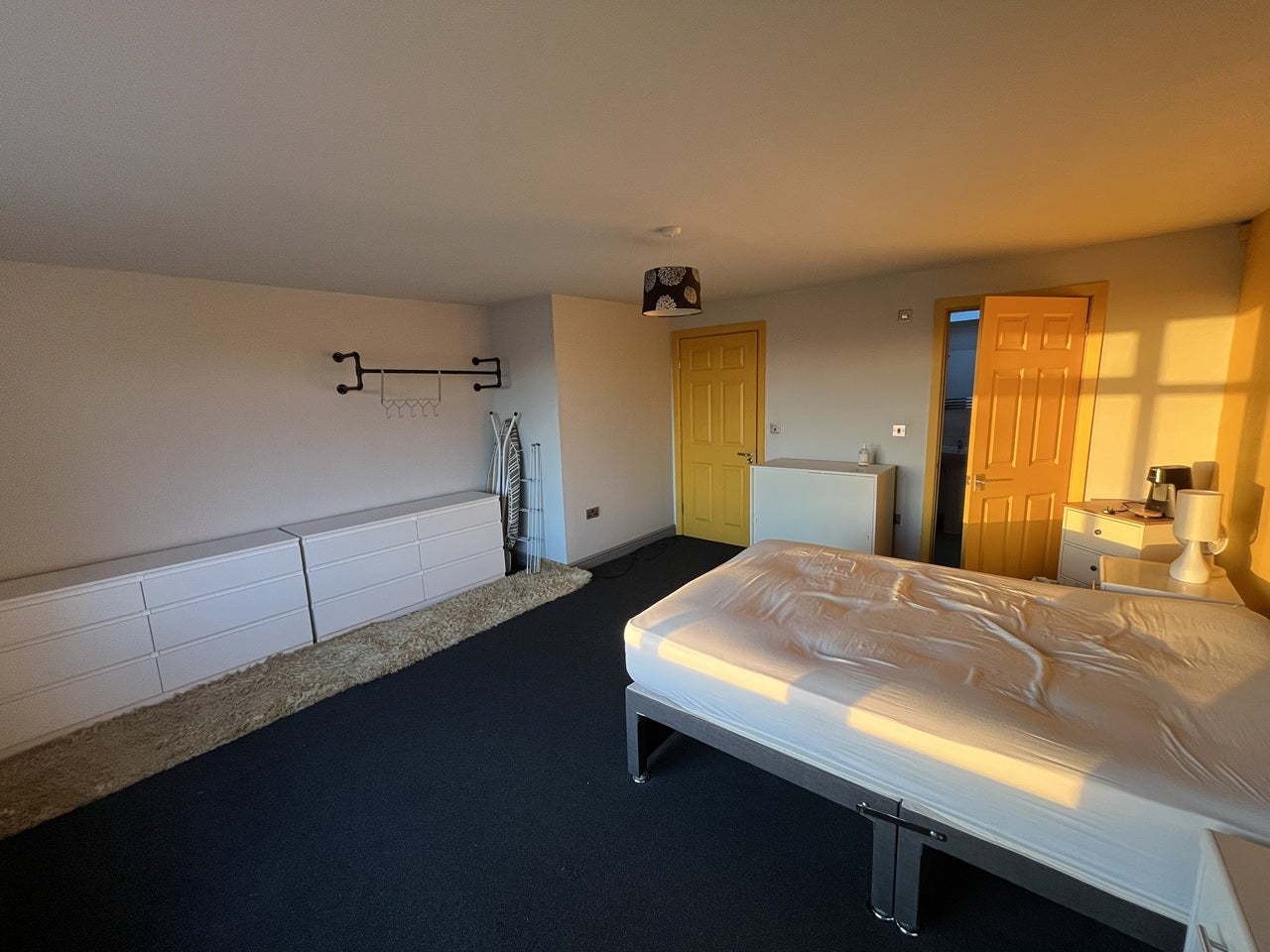 Room Stanley Road in Chadderton