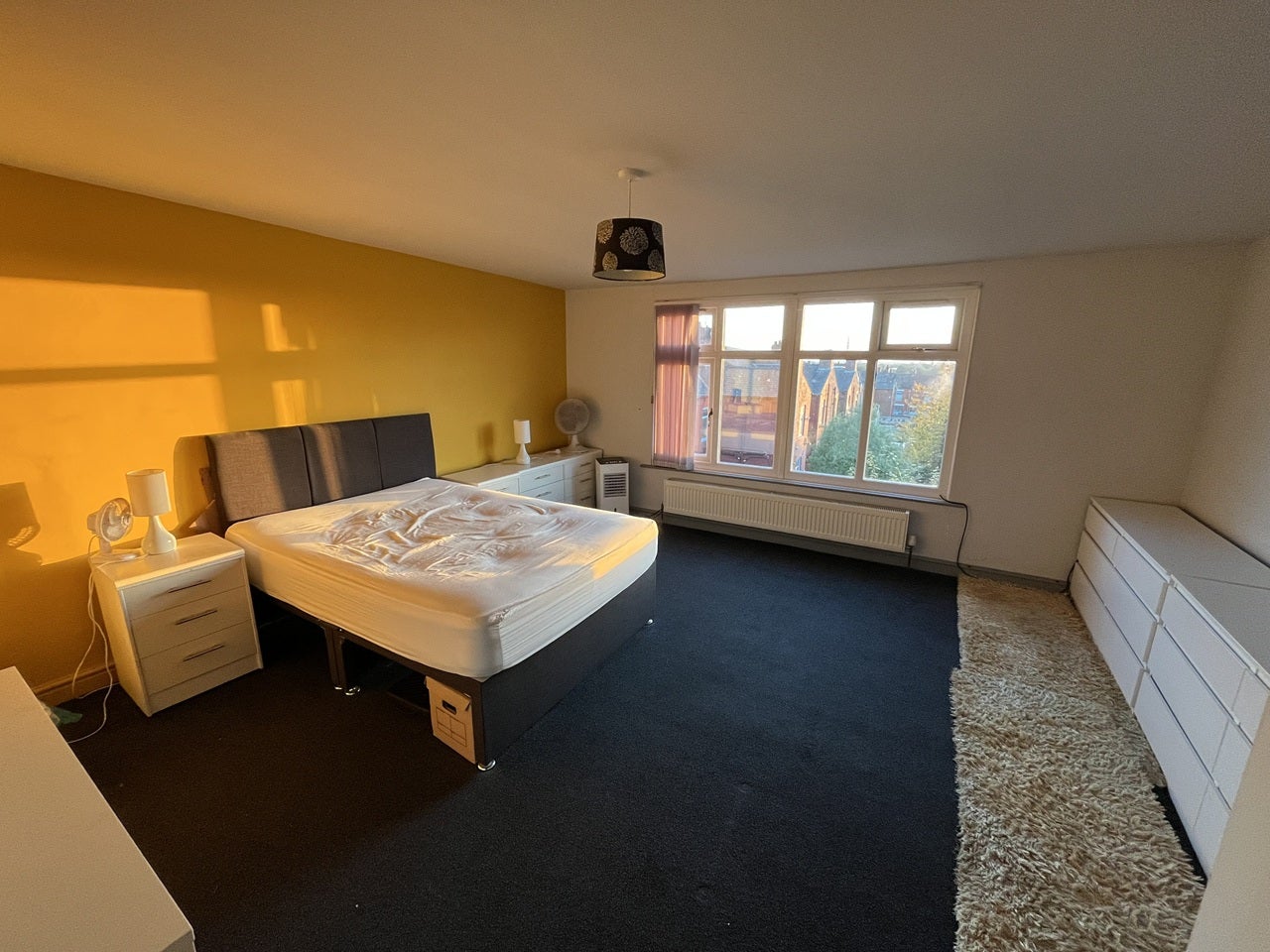Room Stanley Road in Chadderton