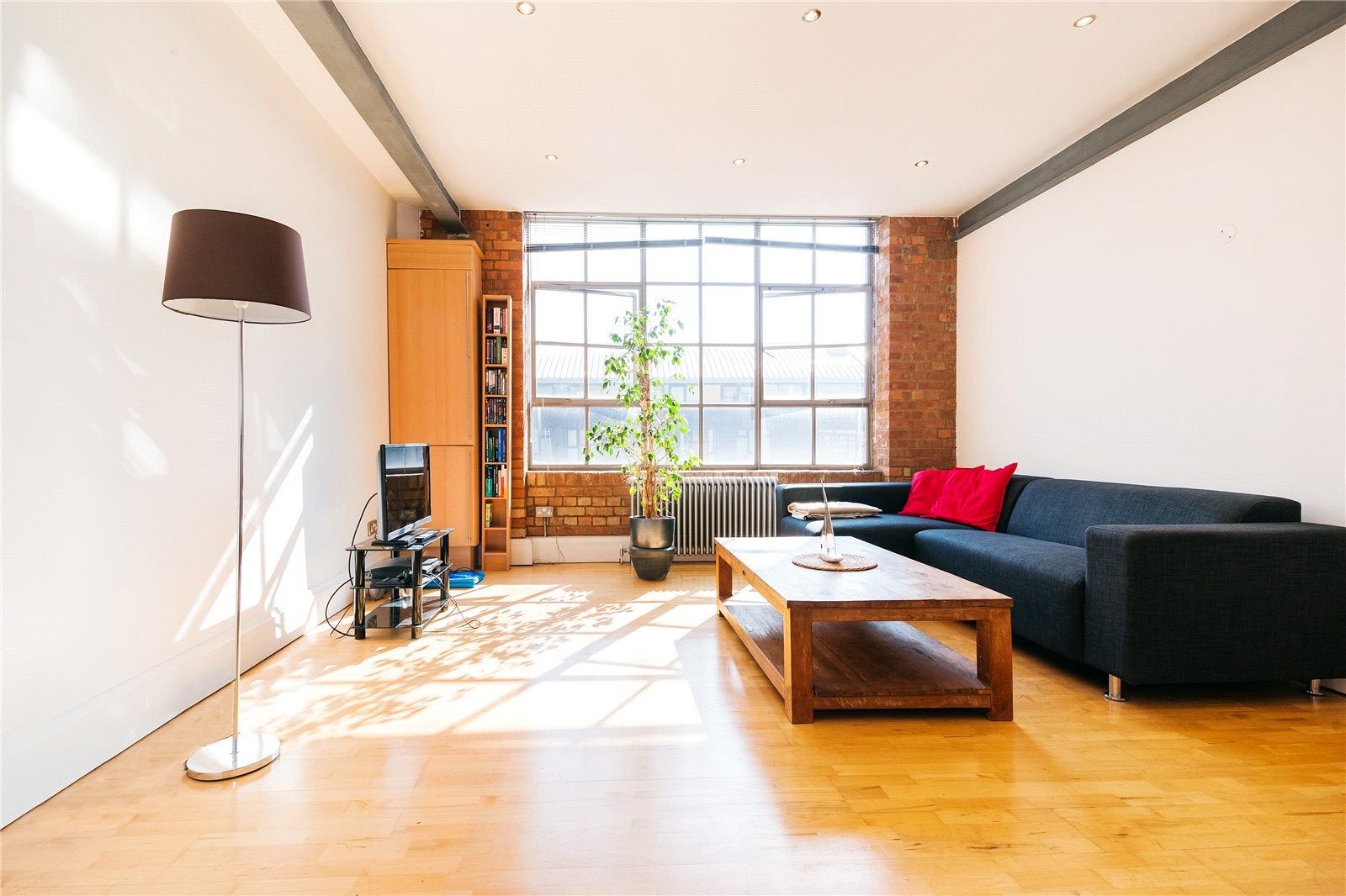 Flat Shepherdess Place in Greater London