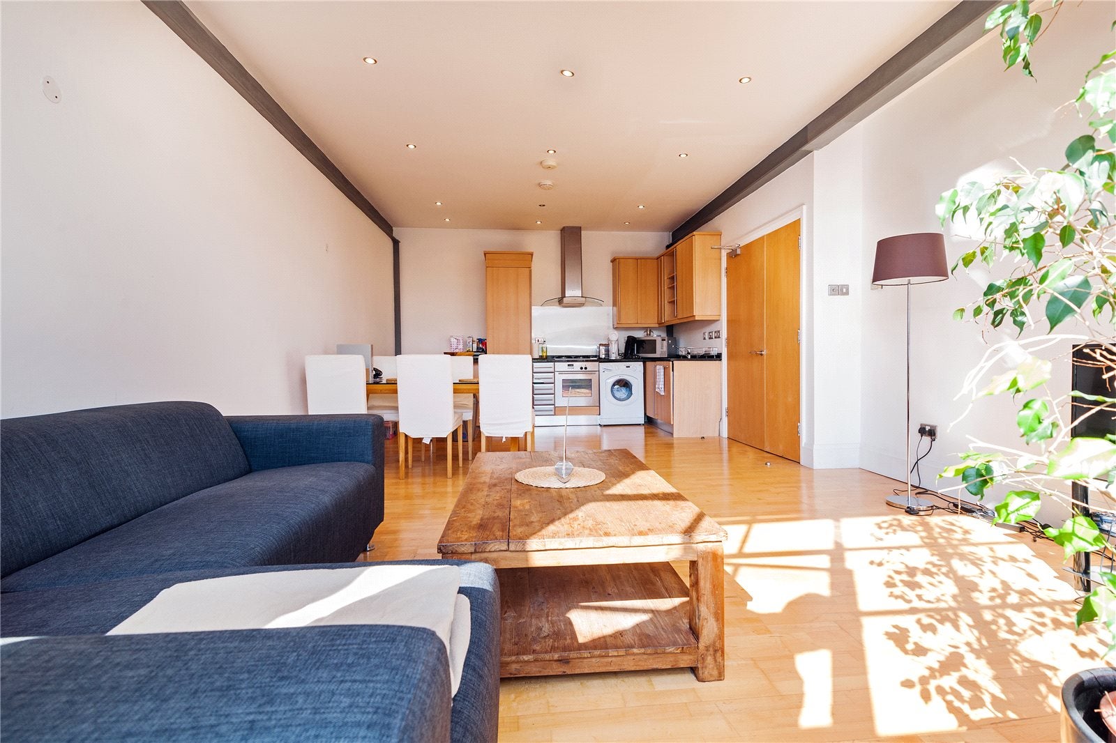 Flat Shepherdess Place in Greater London