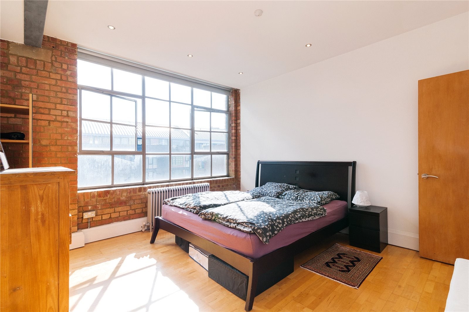 Flat Shepherdess Place in Greater London
