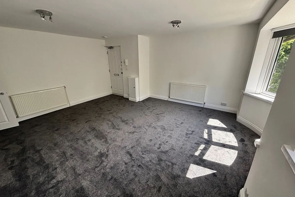 Flat The Avenue in Epsom and Ewell