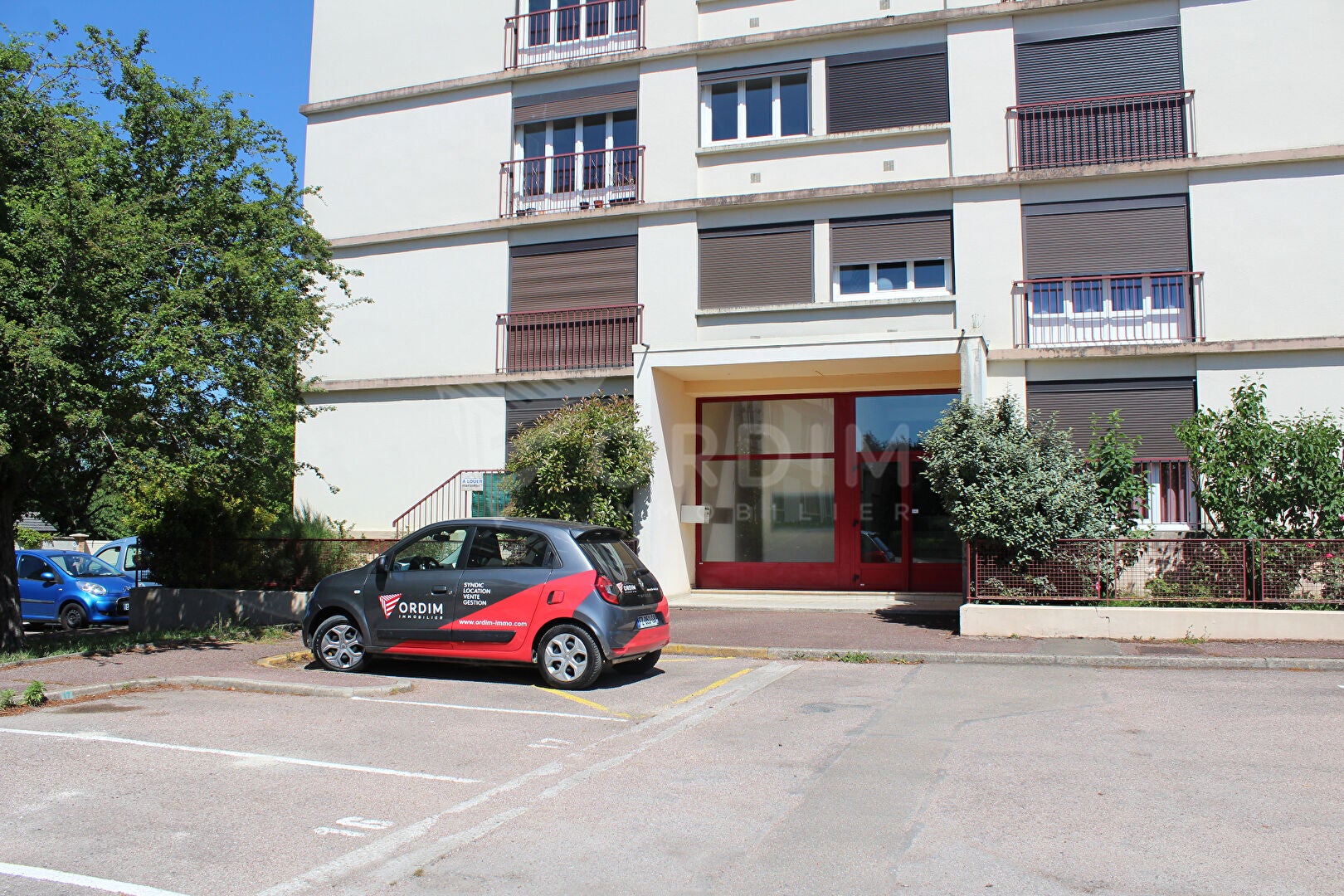Flat Les Clairions in Auxerre