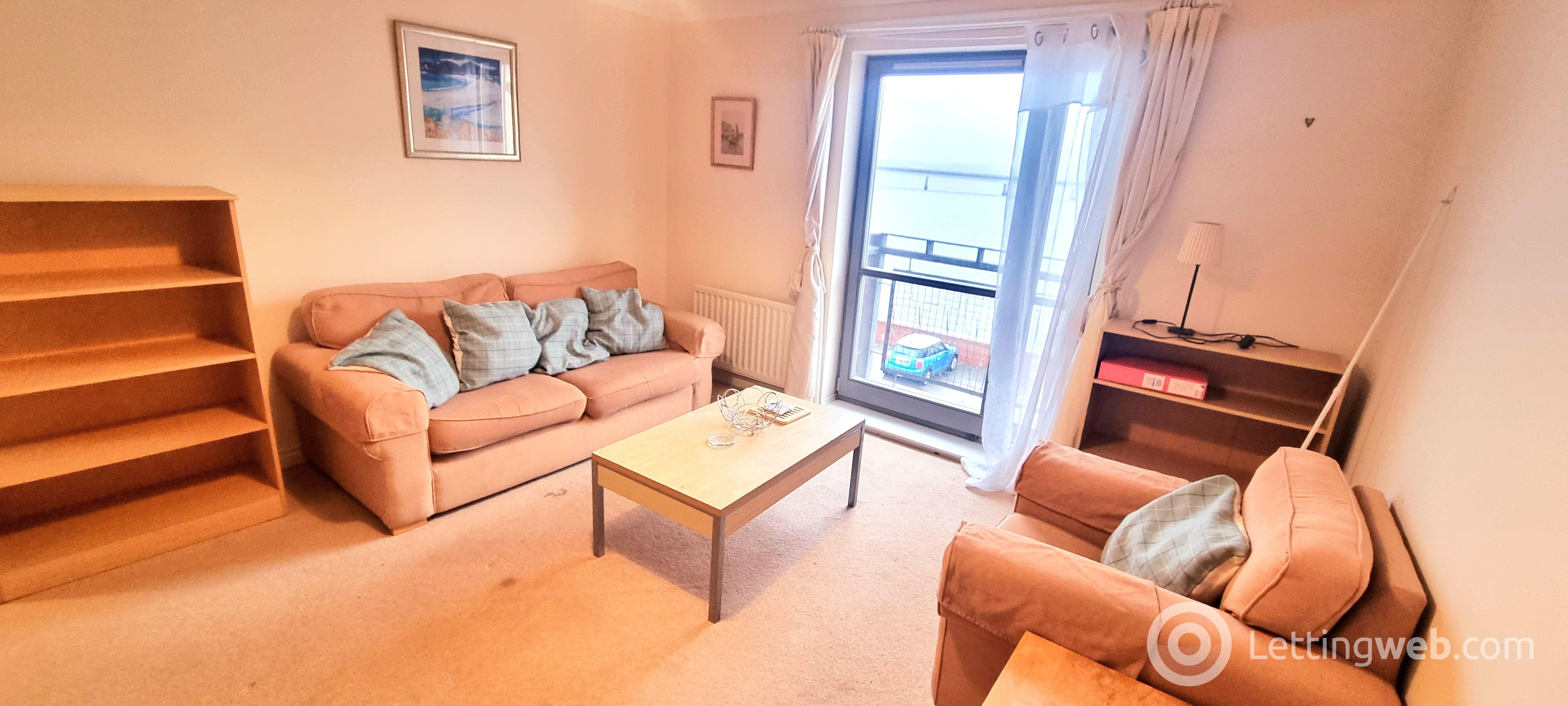 Flat Marine Parade in Dundee