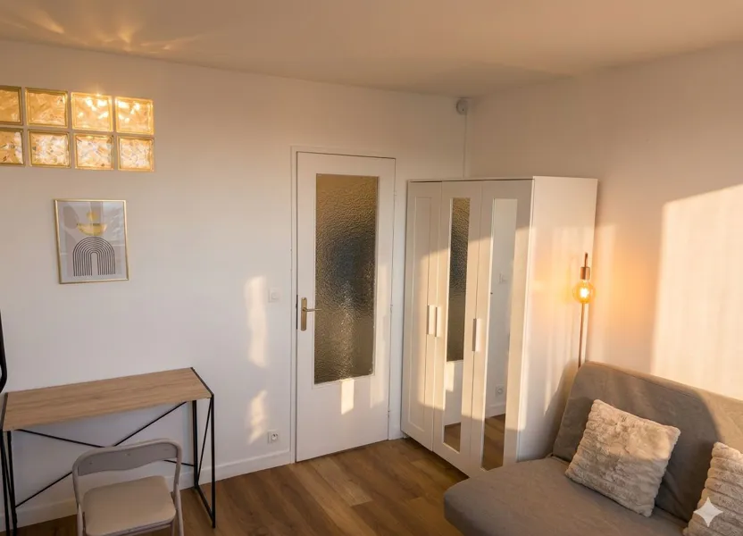 Flat Place Carnot in Rosny-sous-Bois