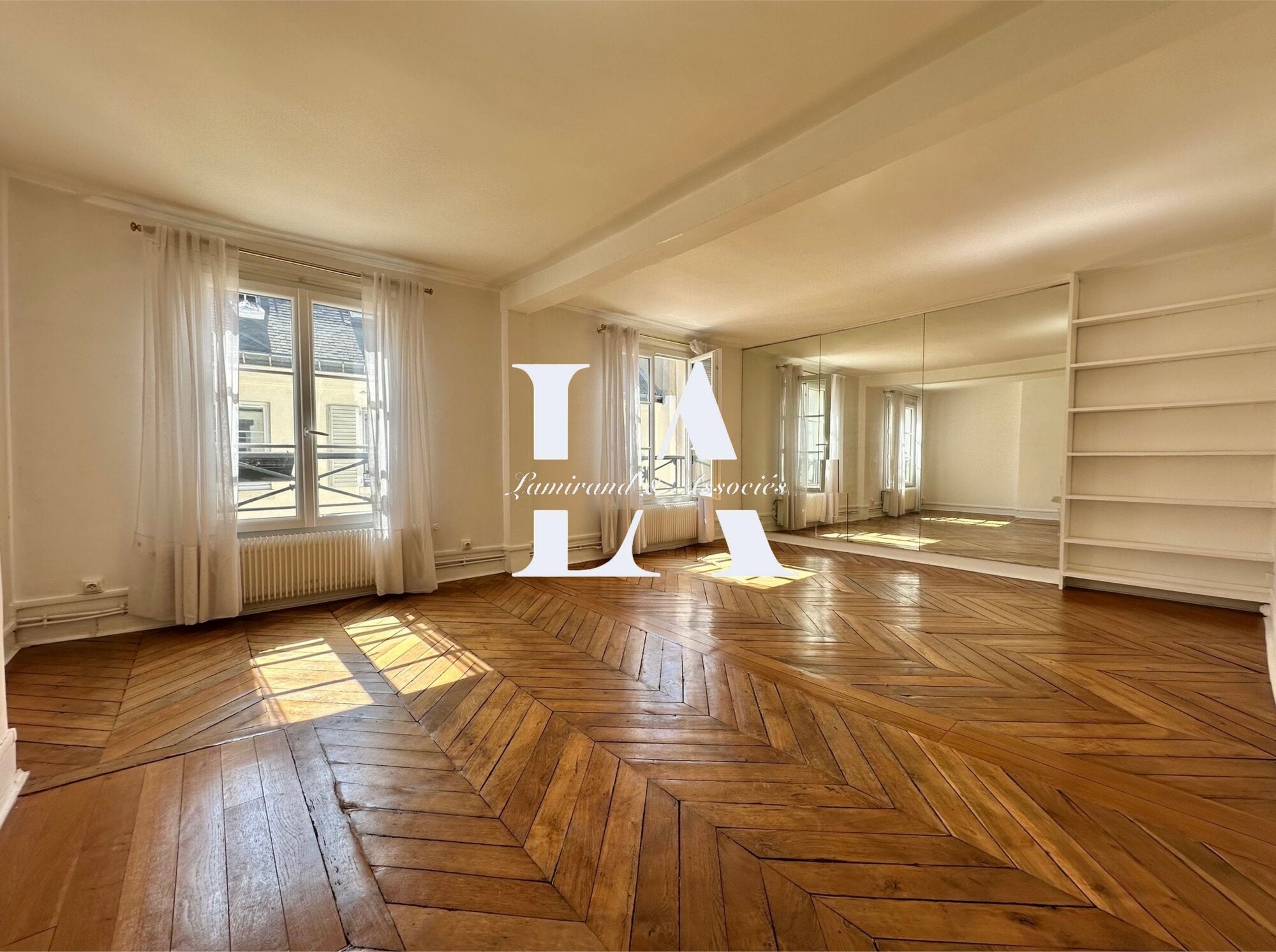 Appartement Rue Richer à Paris