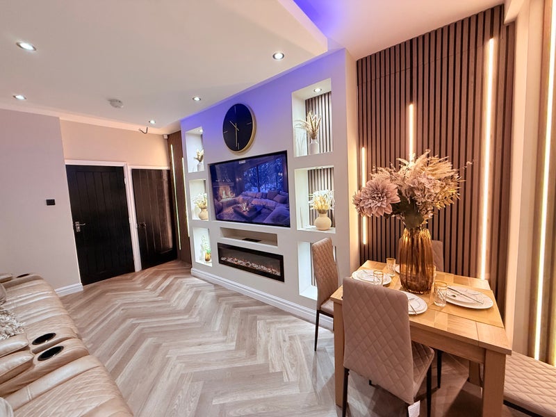Room Langdale Road in Manchester